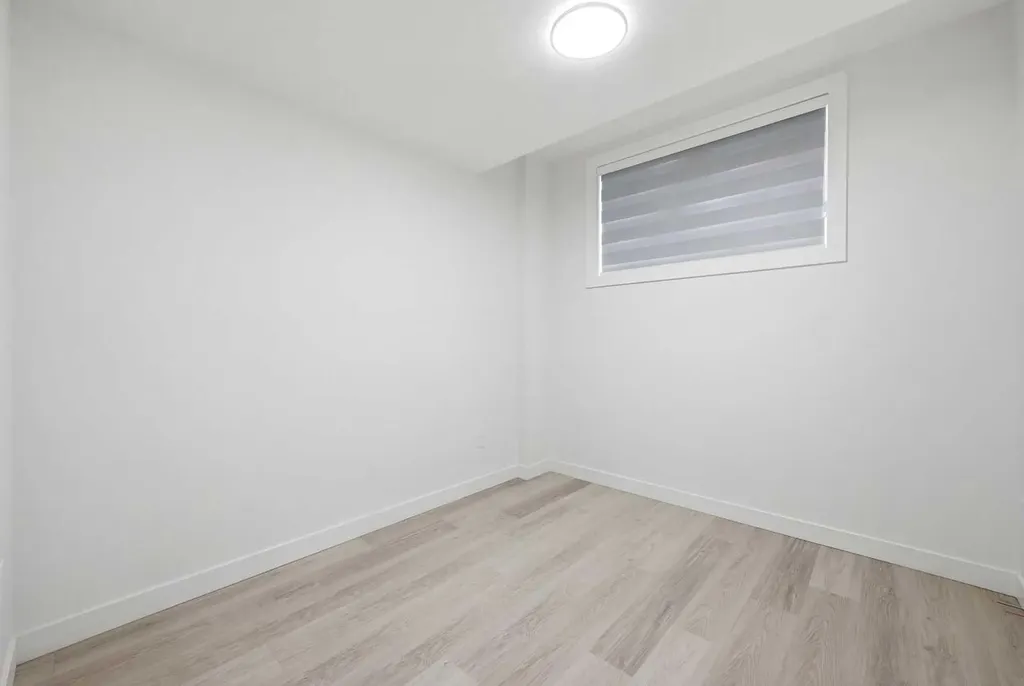 60 Savanna Place NE Calgary AB T3J 0X5