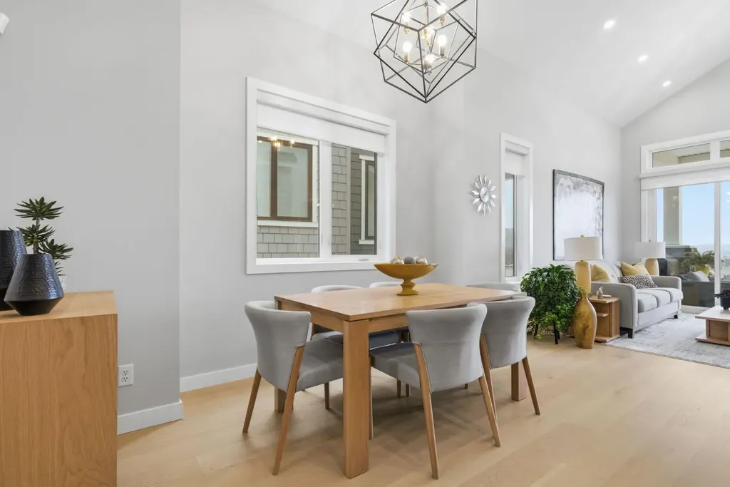 408 Crestridge Common SW Calgary AB T3B 6J5