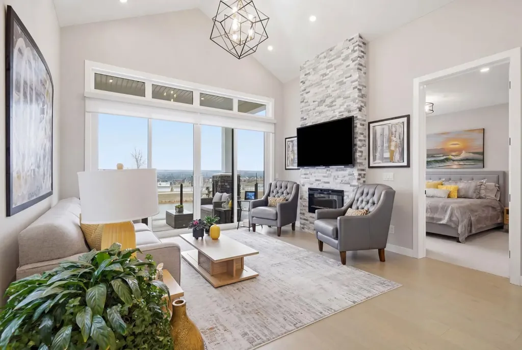 408 Crestridge Common SW Calgary AB T3B 6J5