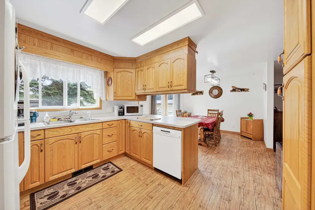 1813 123 Street Blairmore AB T0K0E0