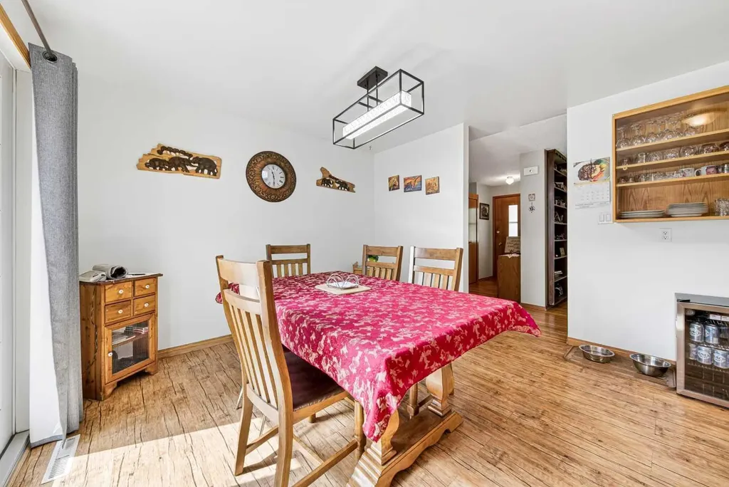1813 123 Street Blairmore AB T0K0E0