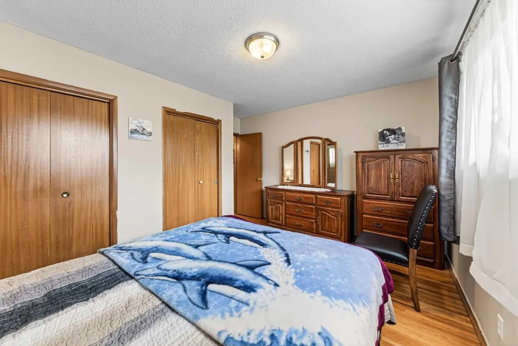 1813 123 Street Blairmore AB T0K0E0