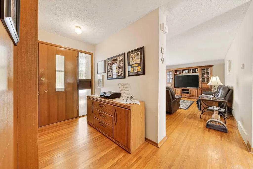 1813 123 Street Blairmore AB T0K0E0