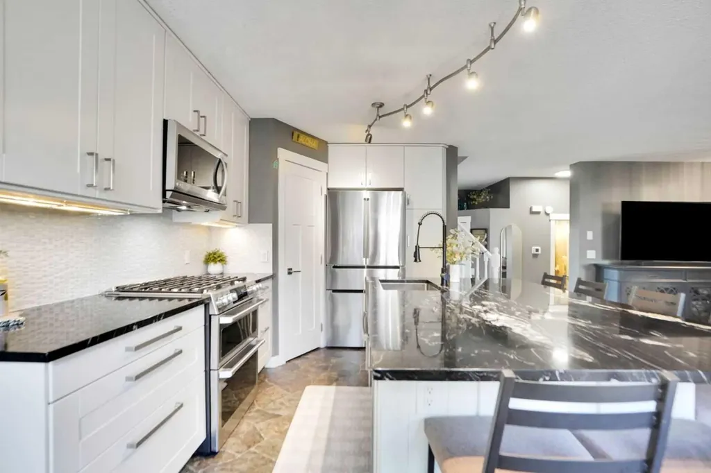 179 Harvest Park Terrace NE Calgary AB T3K 4W1