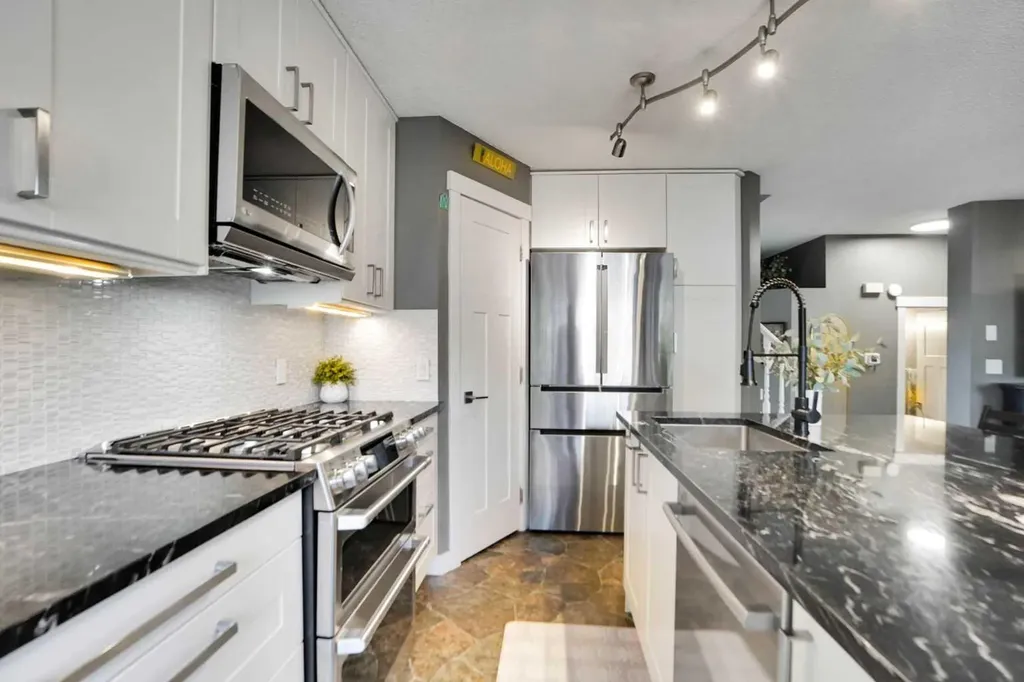 179 Harvest Park Terrace NE Calgary AB T3K 4W1