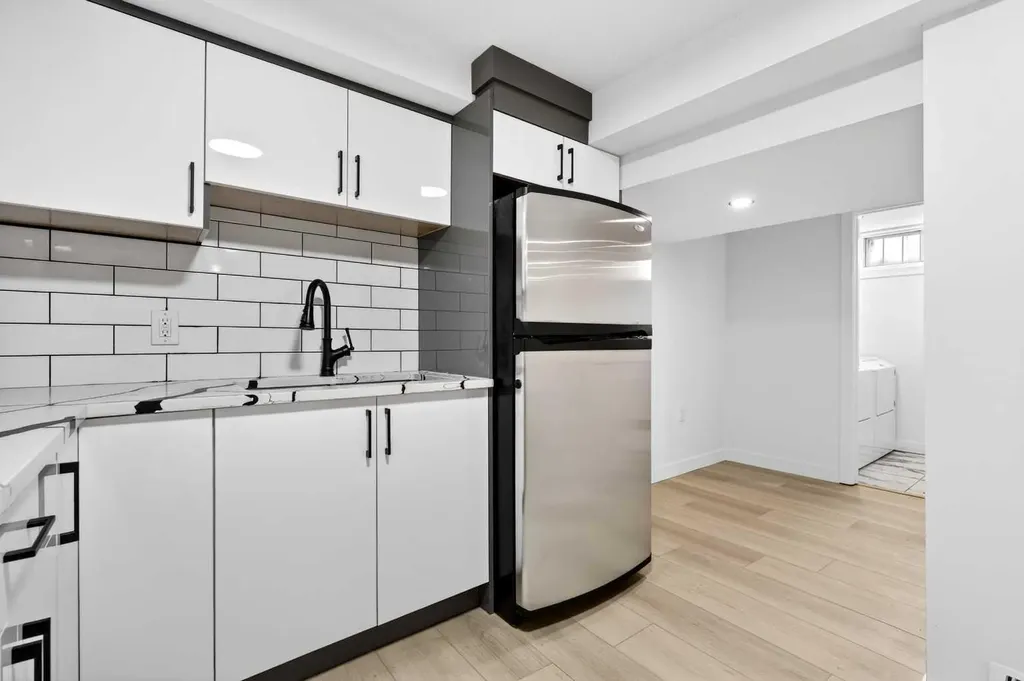 5423 Madigan Drive NE Calgary AB T2A 5T5