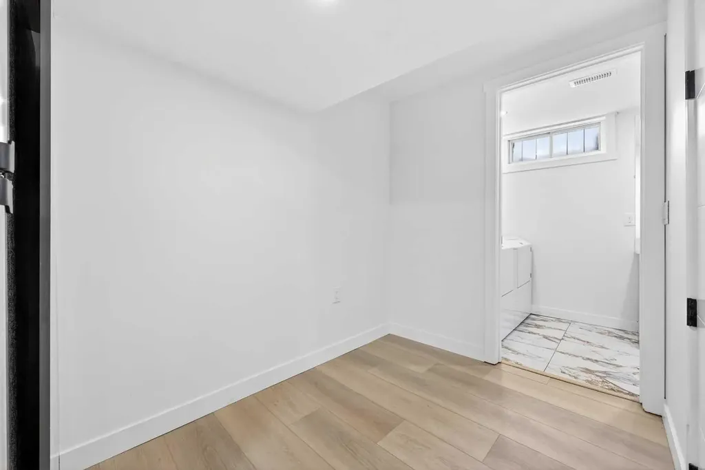 5423 Madigan Drive NE Calgary AB T2A 5T5