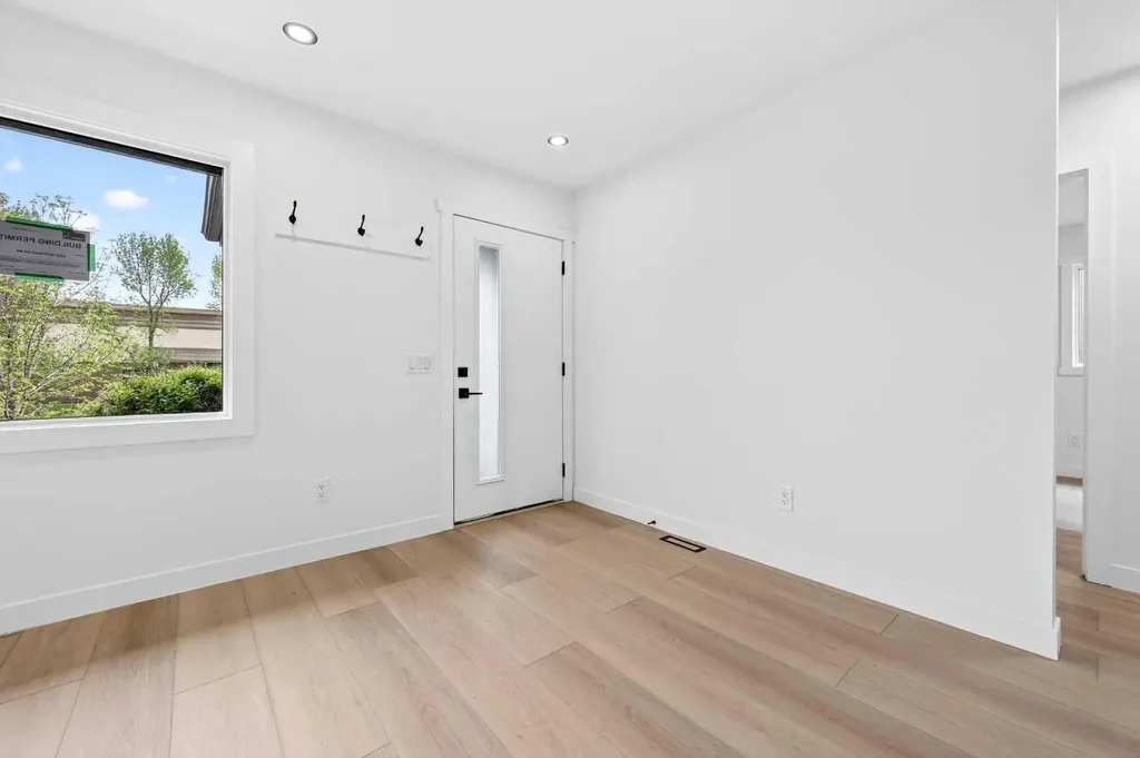 5423 Madigan Drive NE Calgary AB T2A 5T5
