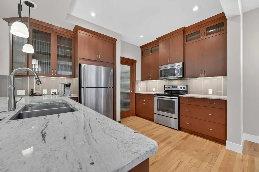 127 Legacy Circle SE Calgary AB T2X 0W9