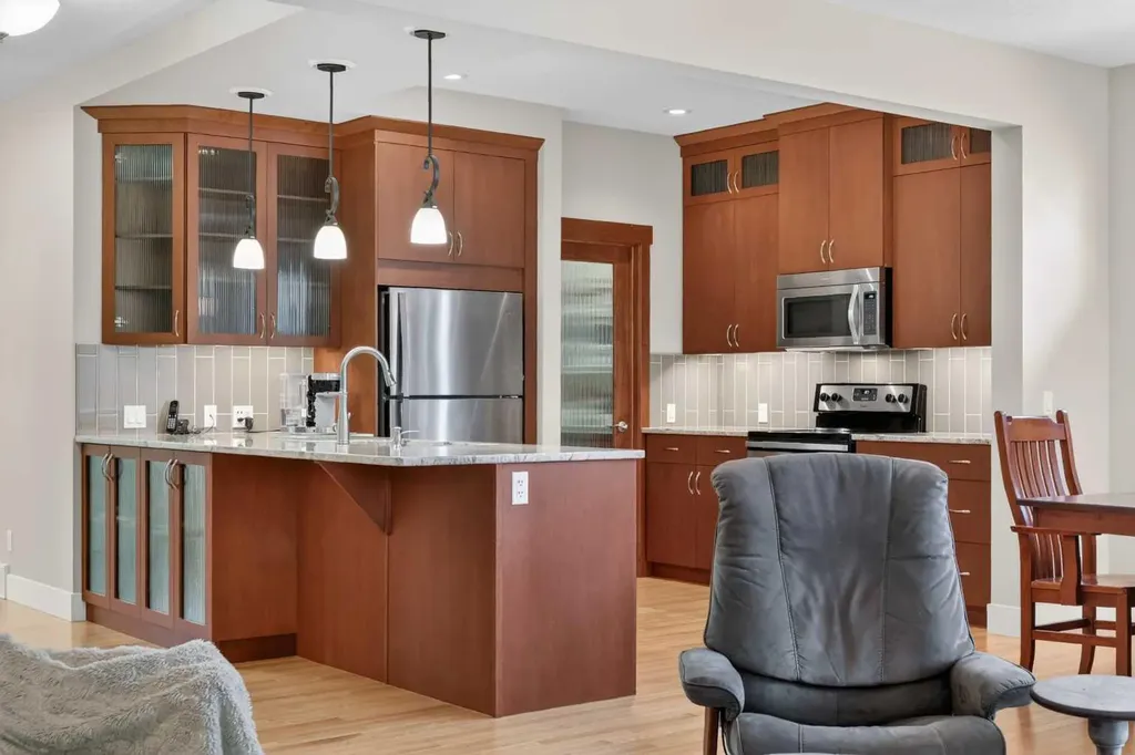 127 Legacy Circle SE Calgary AB T2X 0W9