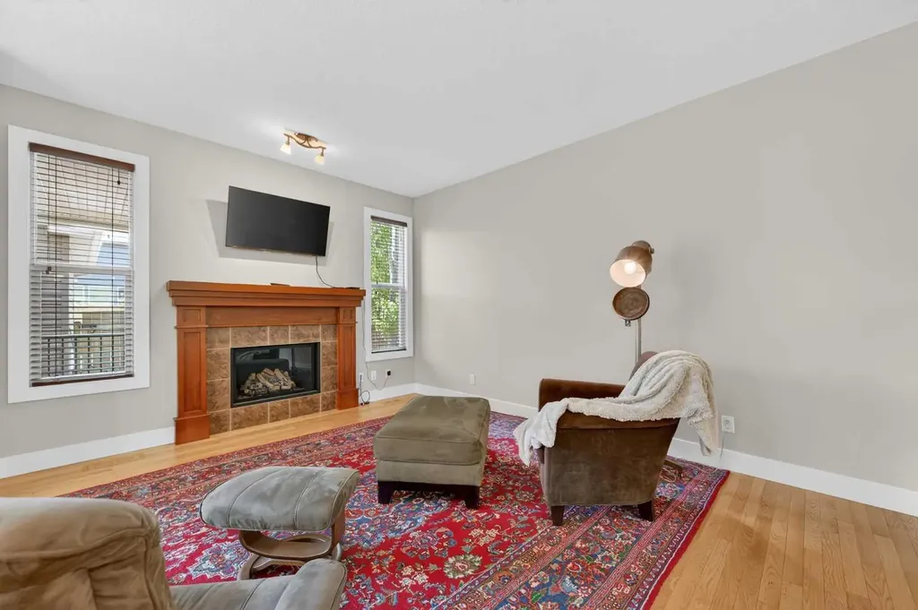 127 Legacy Circle SE Calgary AB T2X 0W9