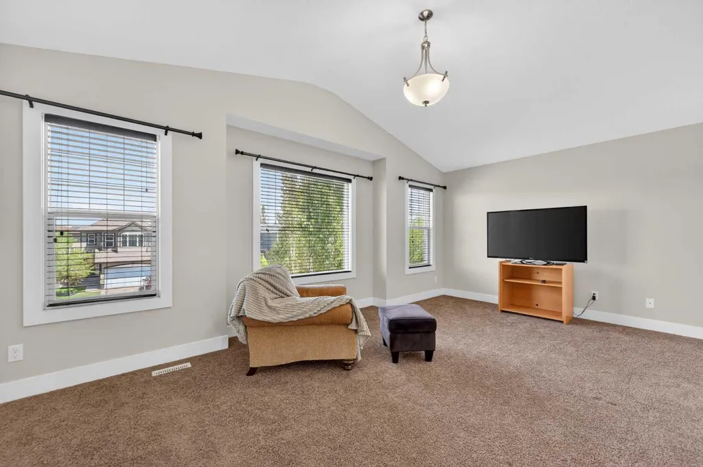 127 Legacy Circle SE Calgary AB T2X 0W9