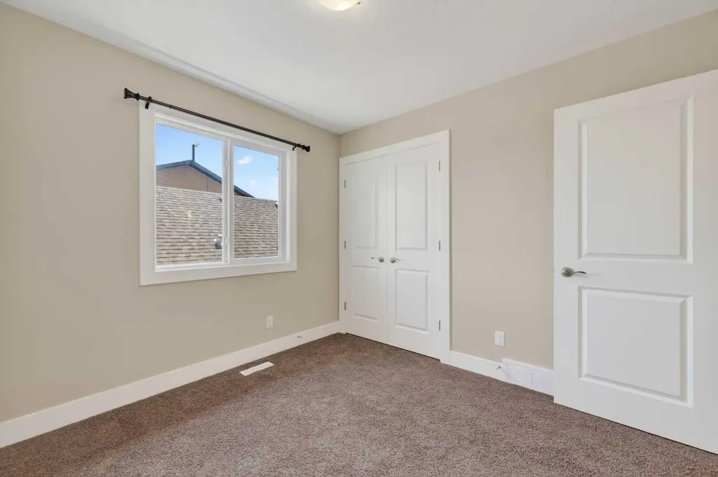 127 Legacy Circle SE Calgary AB T2X 0W9