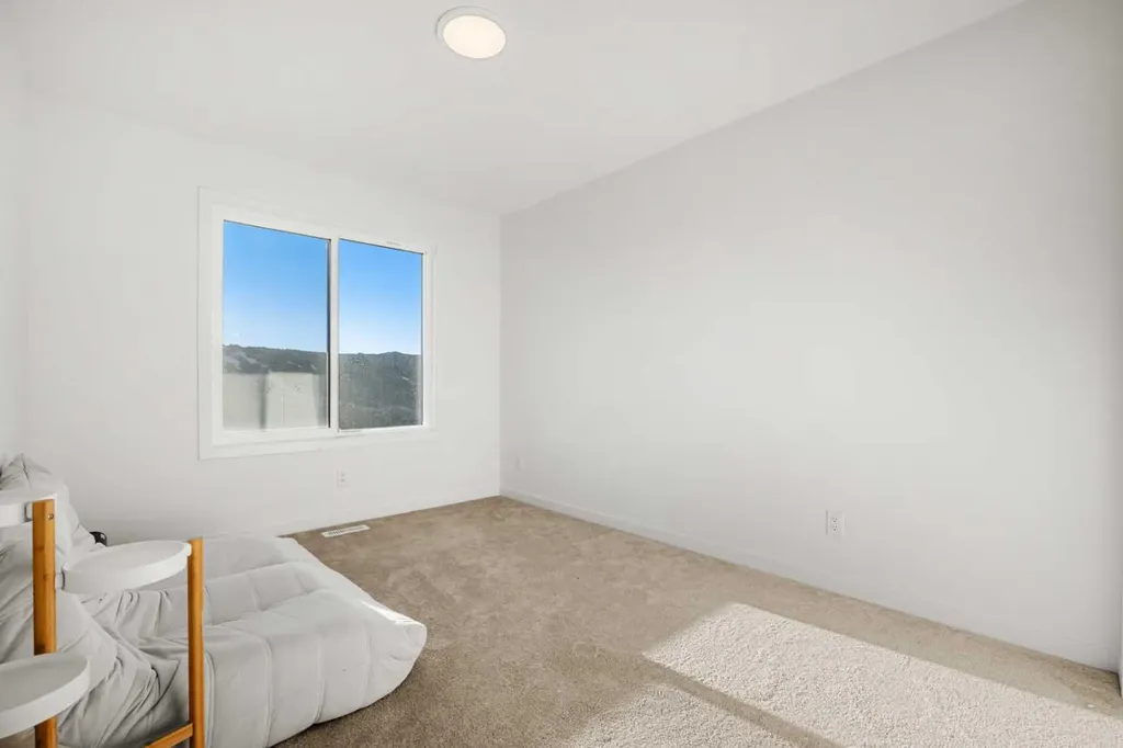 218 Aquila Way NW Calgary AB T3R 1Z8