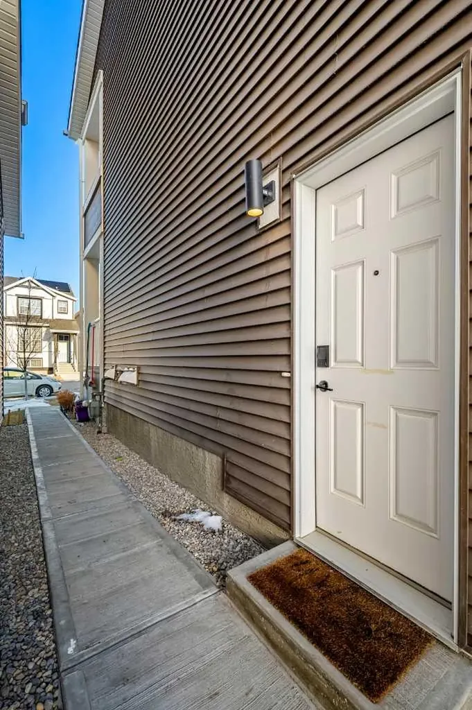 218 Aquila Way NW Calgary AB T3R 1Z8