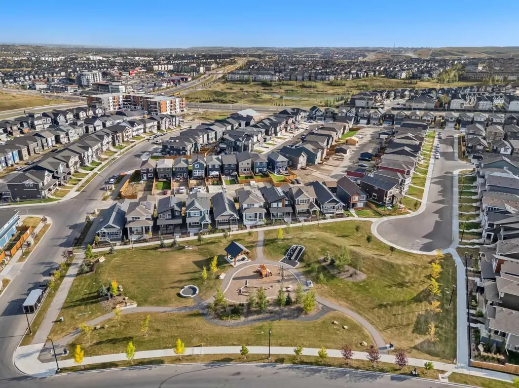218 Aquila Way NW Calgary AB T3R 1Z8