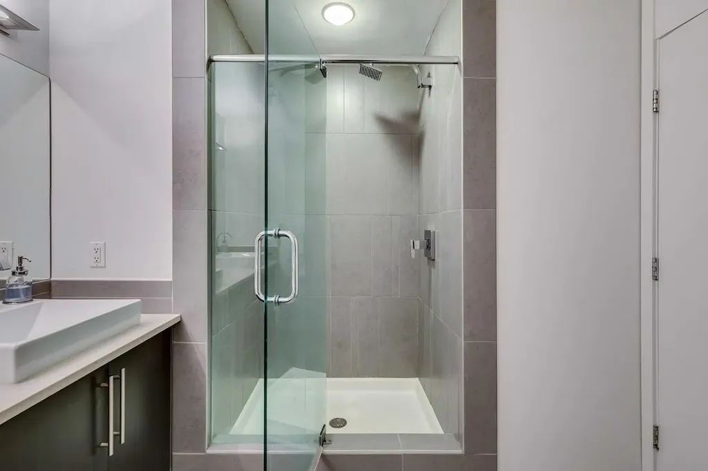 414 Meredith Road NE Calgary AB T2E5A6