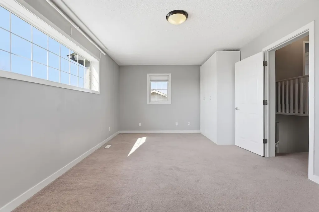 1702 Riverside Drive NW High River AB T1V1W9