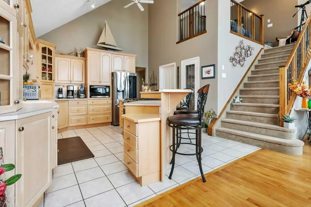 382 Marina Bay Place Sylvan Lake AB T4S 1E9