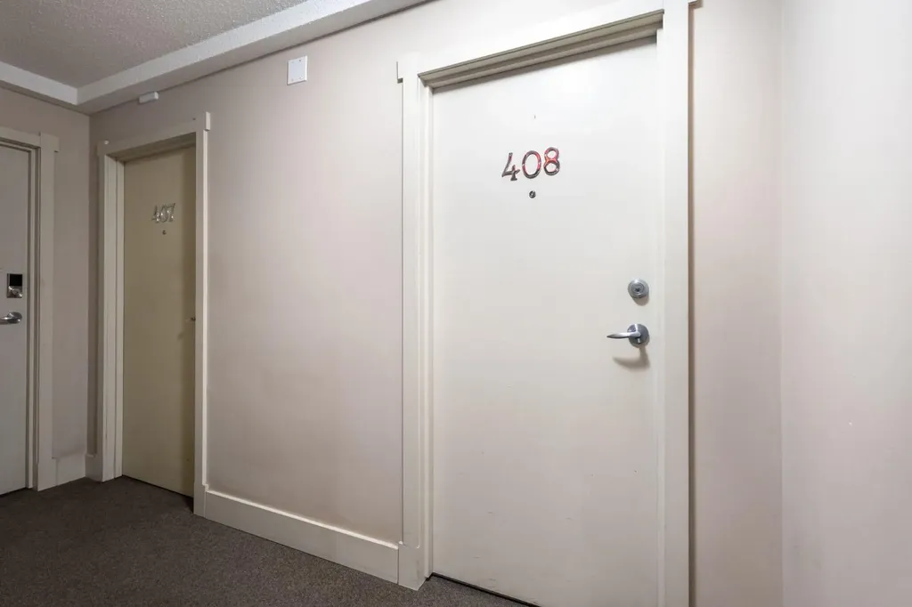 505 19 Avenue SW Calgary AB T2S 0E4