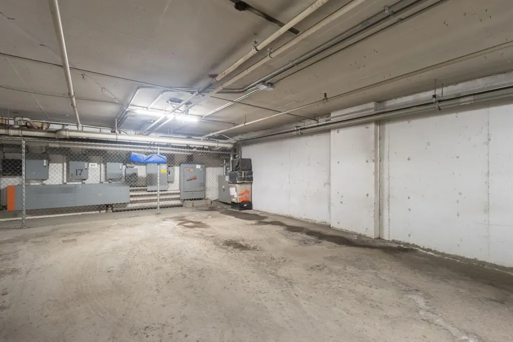 505 19 Avenue SW Calgary AB T2S 0E4