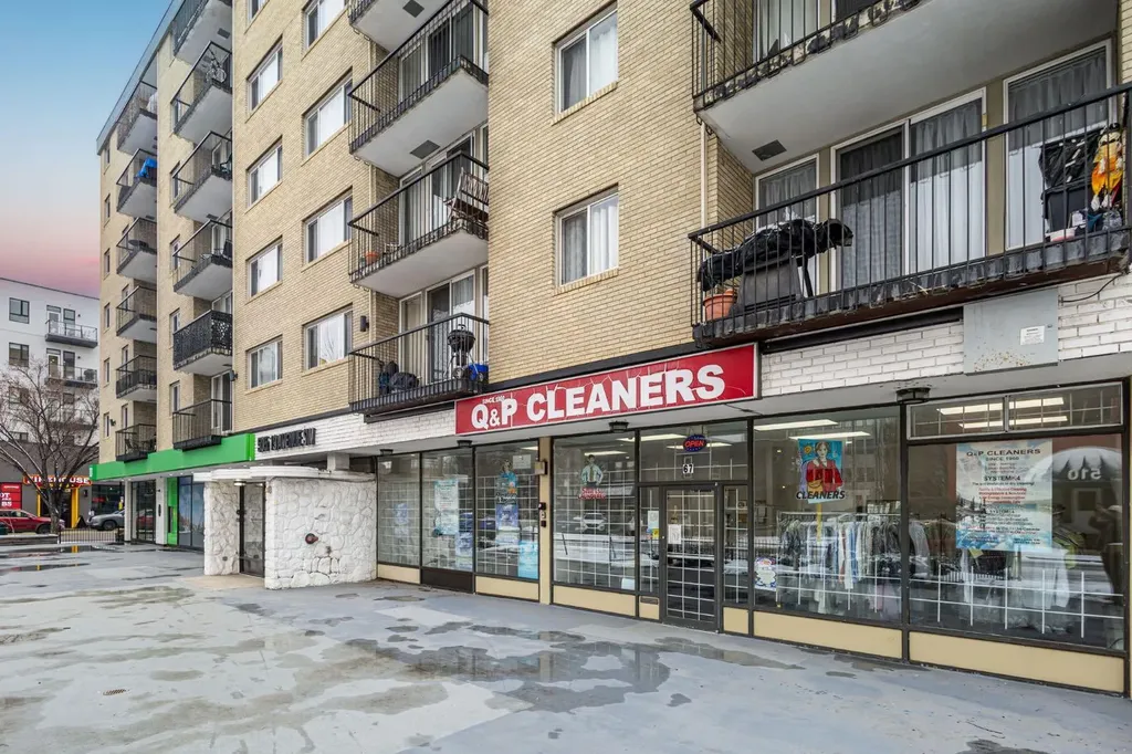 505 19 Avenue SW Calgary AB T2S 0E4