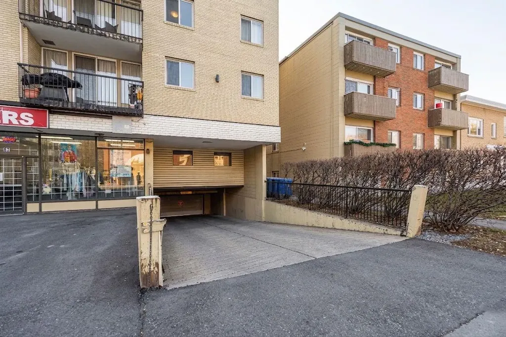 505 19 Avenue SW Calgary AB T2S 0E4