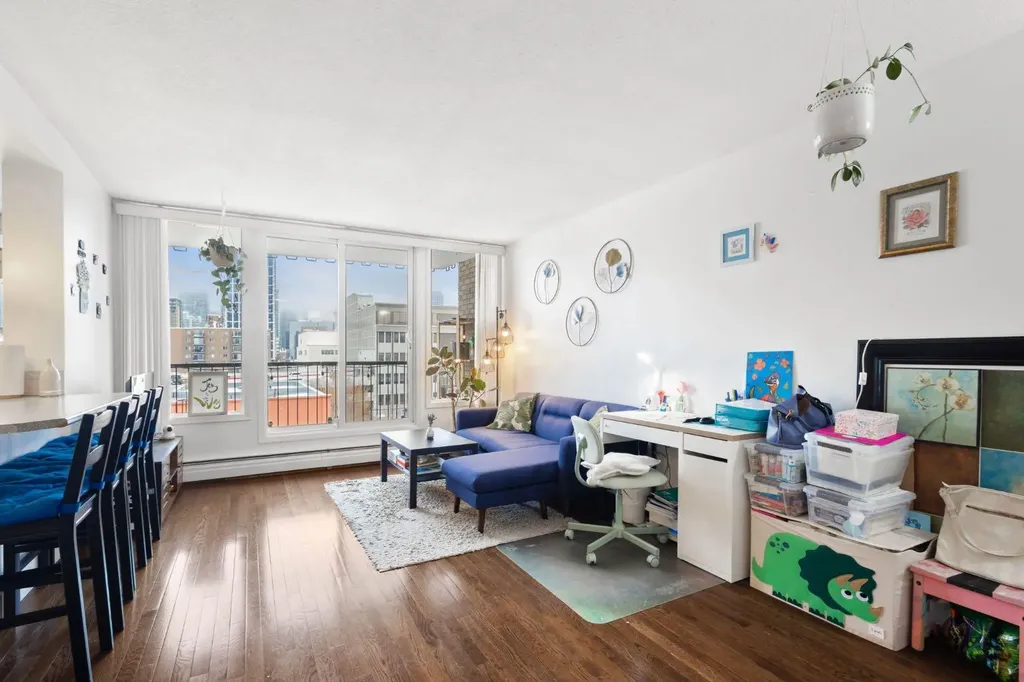 505 19 Avenue SW Calgary AB T2S 0E4