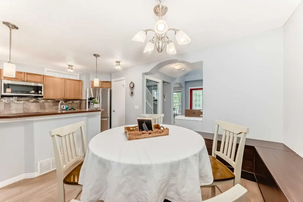 142 Auburn Bay Heights SE Calgary AB T3M 0A7