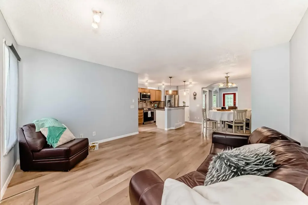 142 Auburn Bay Heights SE Calgary AB T3M 0A7