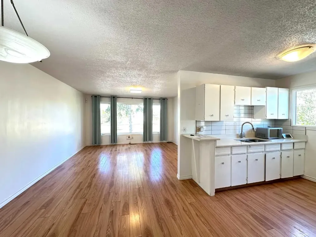 121 Huntford Close NE Calgary AB T2K 3Y7