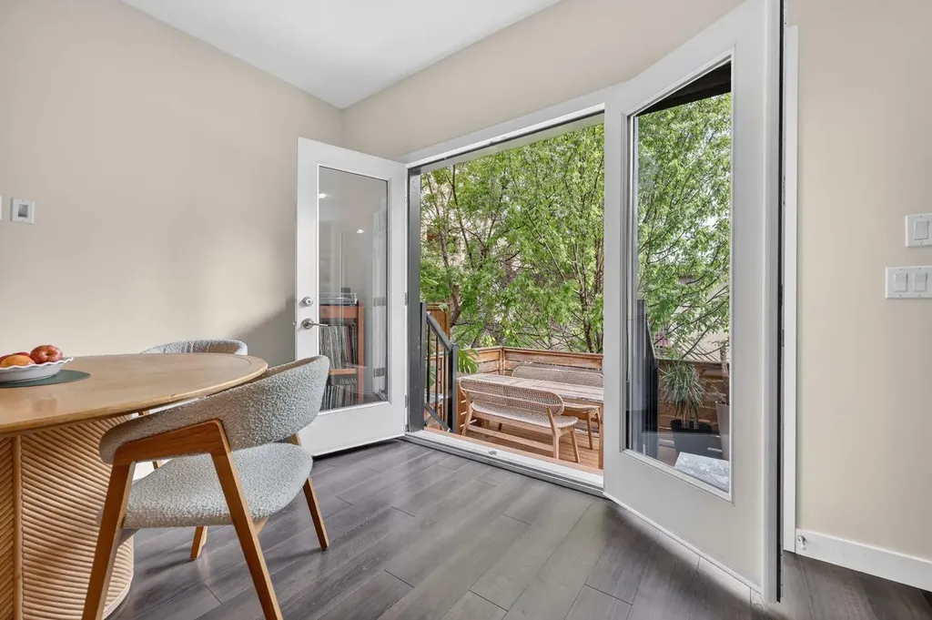 1508 22 Avenue SW Calgary AB T2t0r5