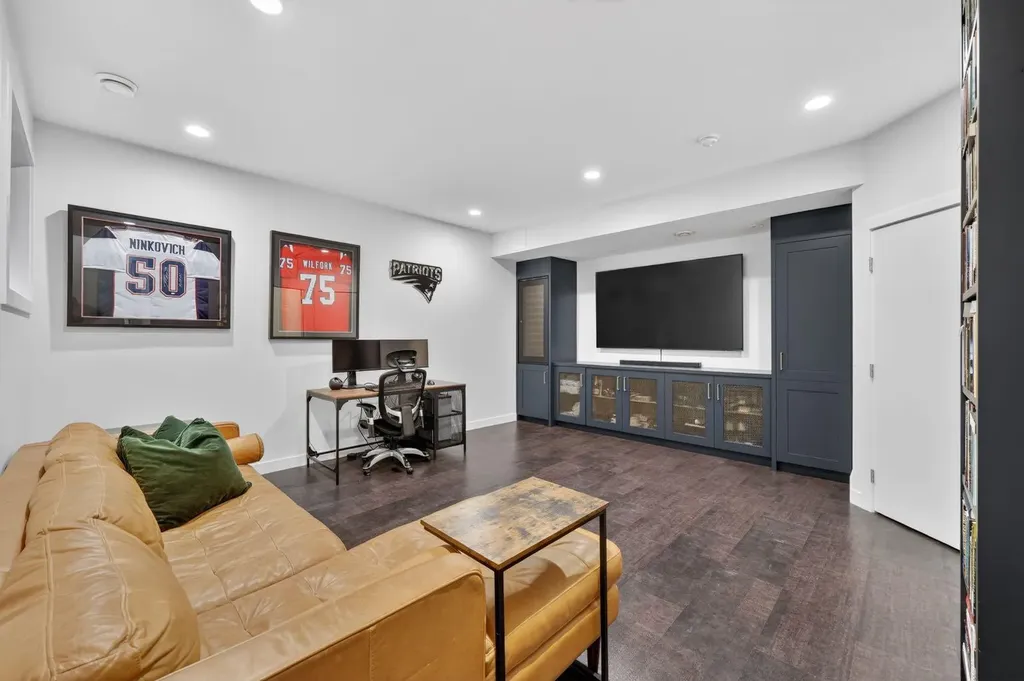 1508 22 Avenue SW Calgary AB T2t0r5