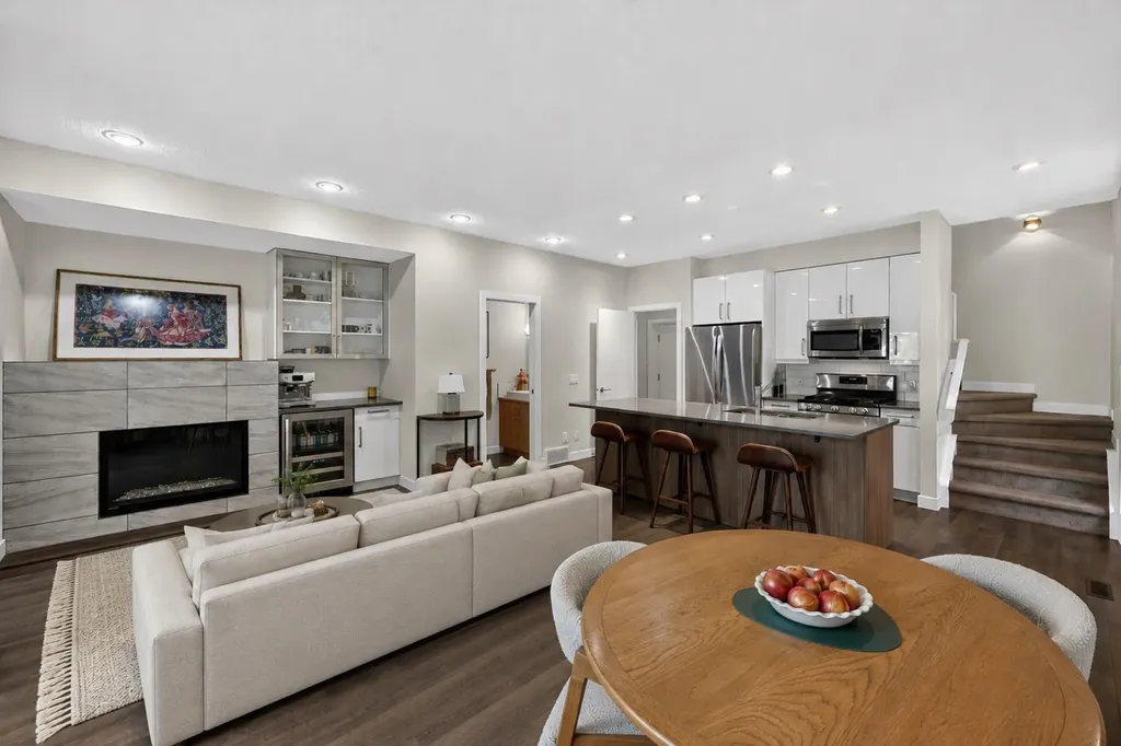 1508 22 Avenue SW Calgary AB T2t0r5
