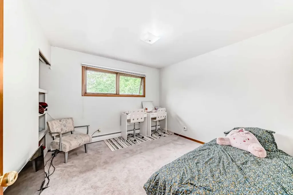 6441 18a Street SE Calgary AB T2C 0N4