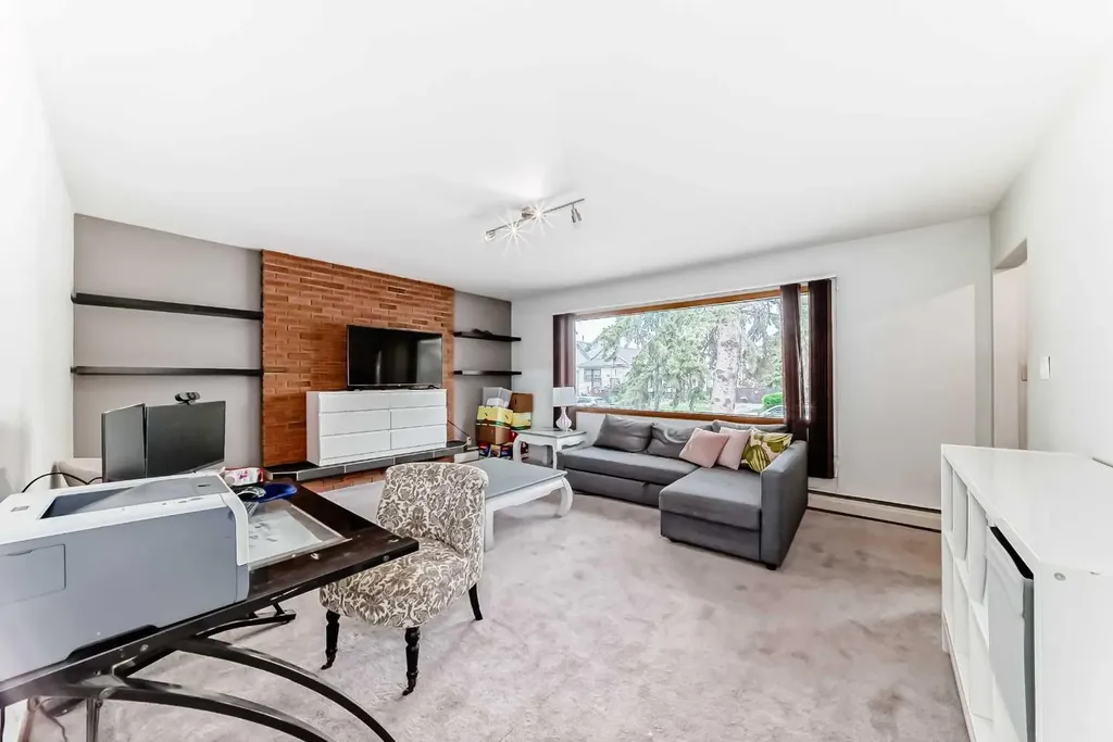 6441 18a Street SE Calgary AB T2C 0N4