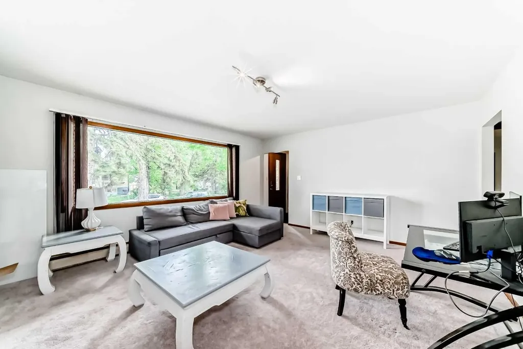 6441 18a Street SE Calgary AB T2C 0N4