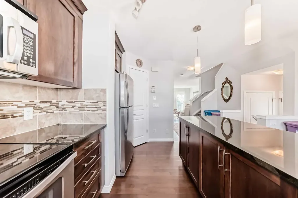 50 Elgin Meadows Park SE Calgary AB T2Z 0M1