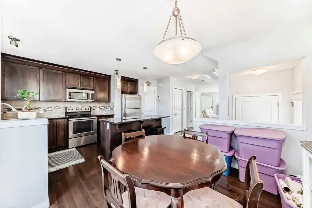 50 Elgin Meadows Park SE Calgary AB T2Z 0M1