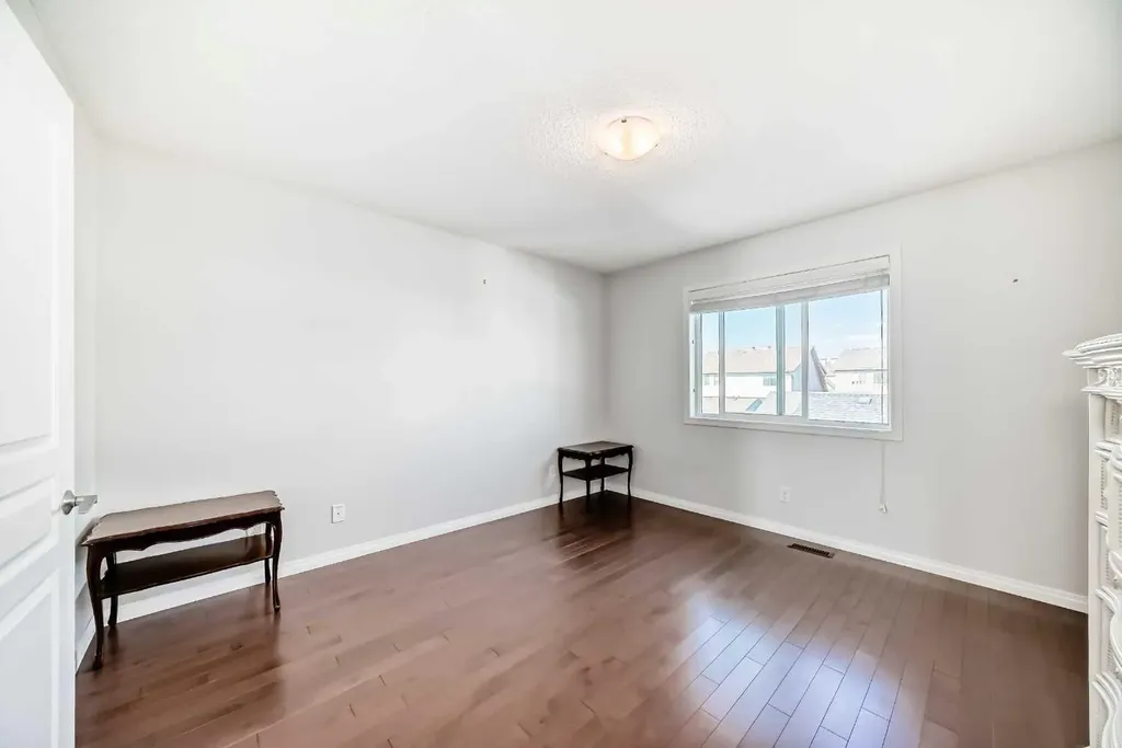 50 Elgin Meadows Park SE Calgary AB T2Z 0M1