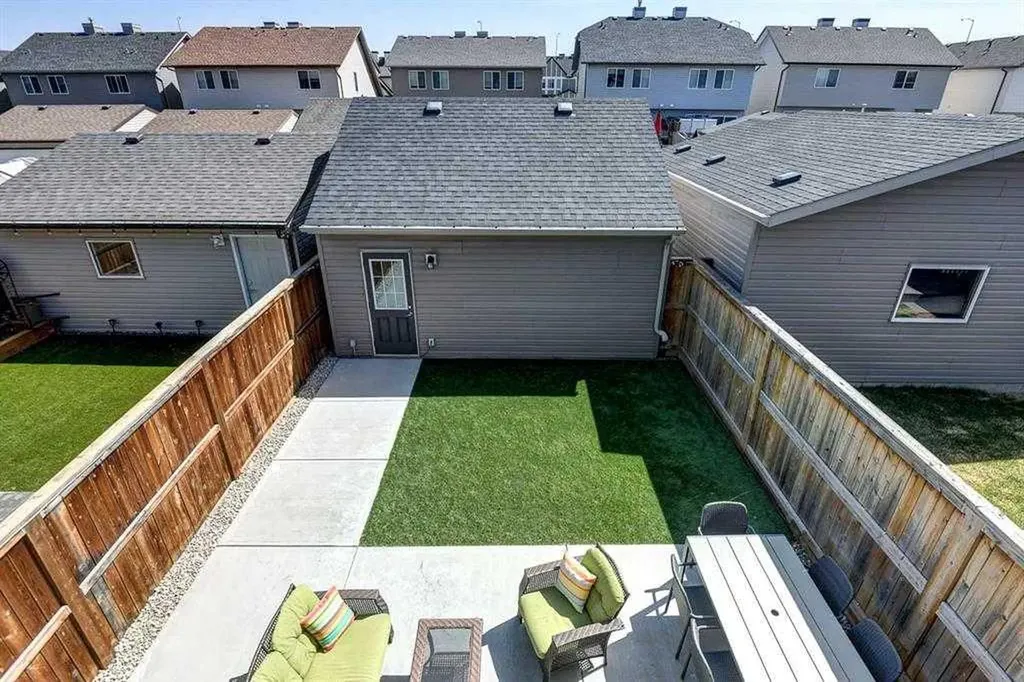 50 Elgin Meadows Park SE Calgary AB T2Z 0M1