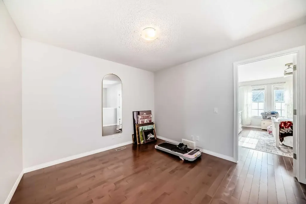 50 Elgin Meadows Park SE Calgary AB T2Z 0M1