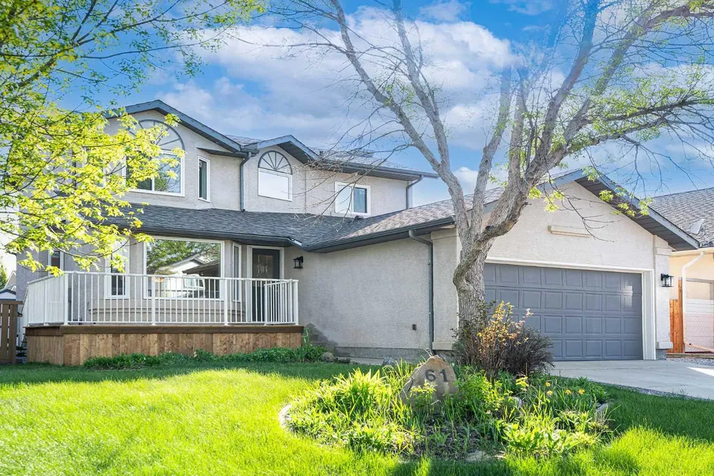 61 Cimarron Way Okotoks AB T0L 1T5