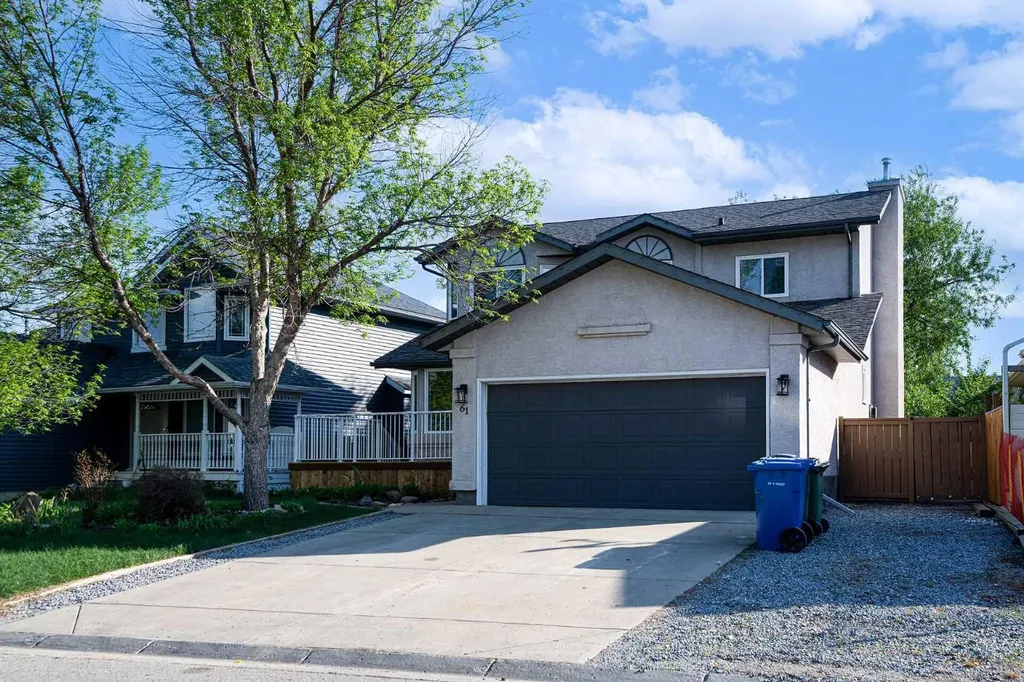 61 Cimarron Way Okotoks AB T0L 1T5