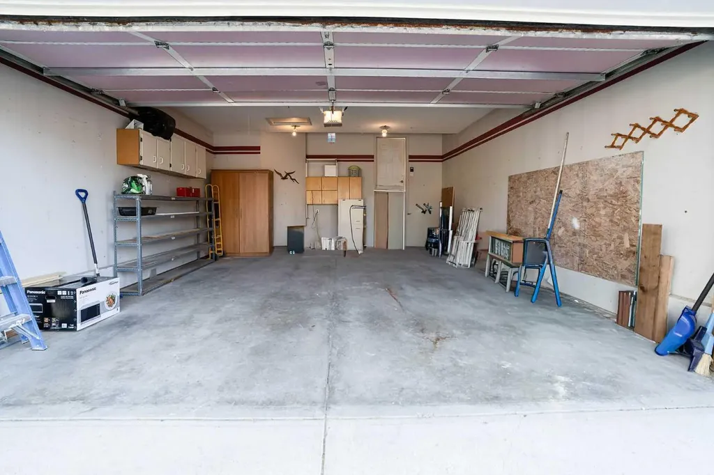 61 Cimarron Way Okotoks AB T0L 1T5