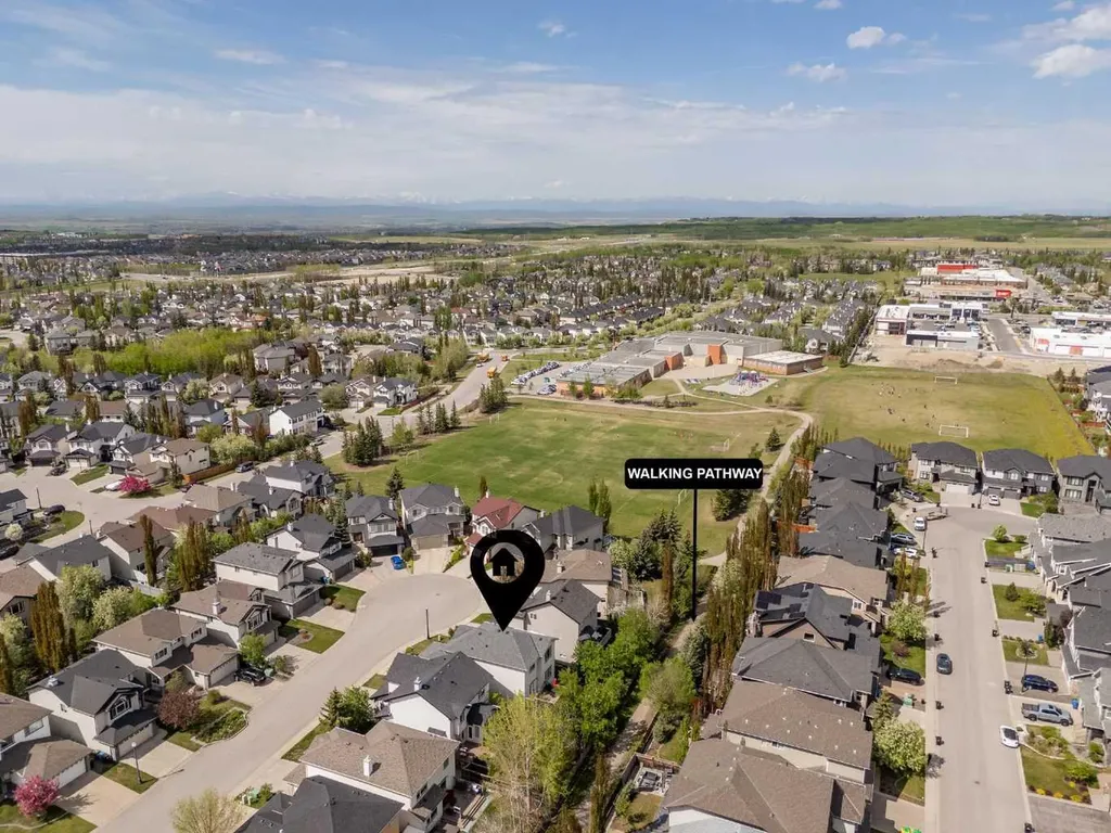 218 Wentworth Park SW Calgary AB T3H 5B4