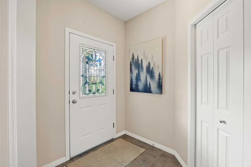 218 Wentworth Park SW Calgary AB T3H 5B4