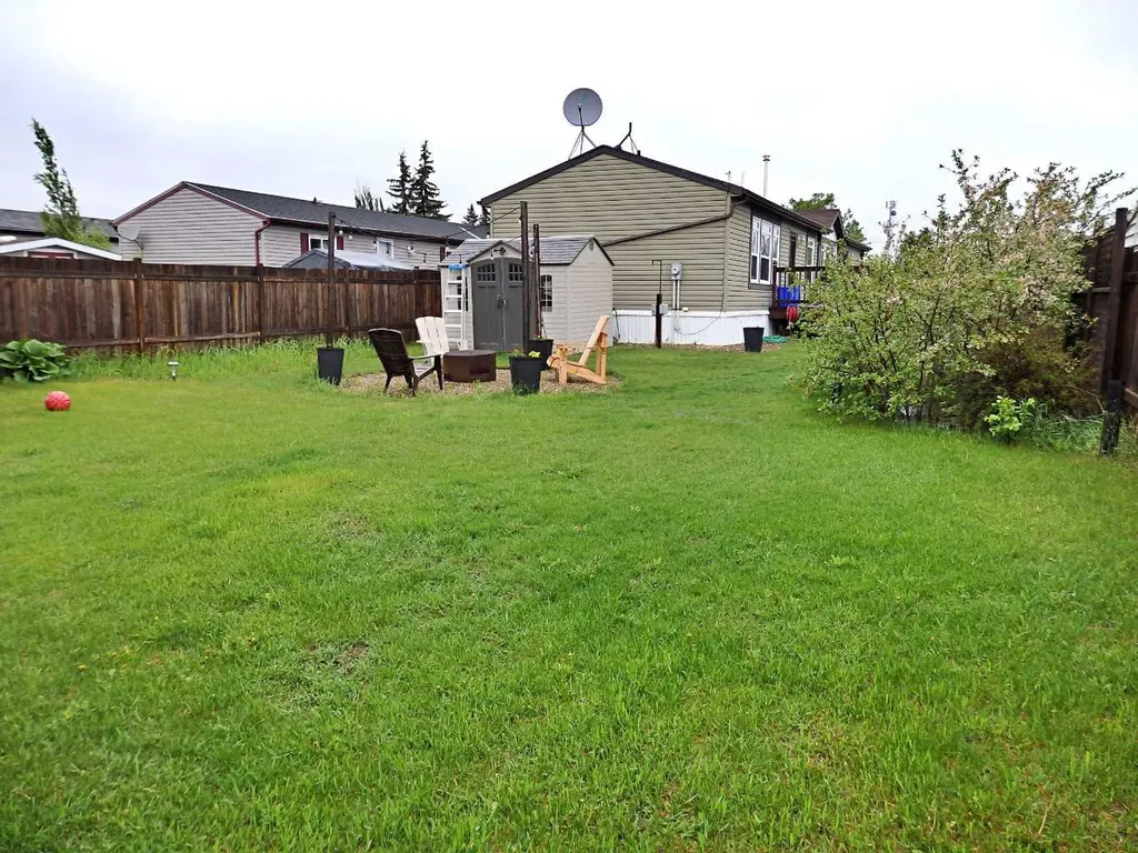 5007 44 Avenue Vermilion AB T9X 0A9