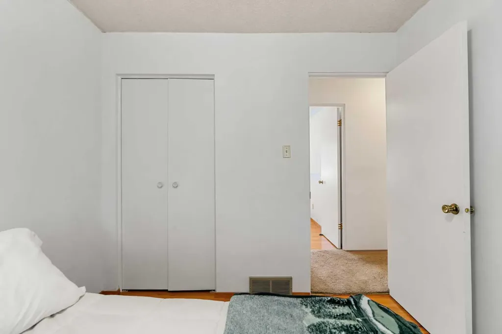 511 Willingdon Boulevard SE Calgary AB T2J2A8