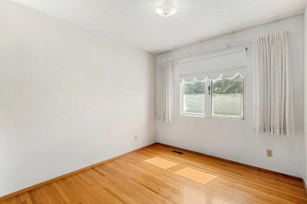 511 Willingdon Boulevard SE Calgary AB T2J2A8